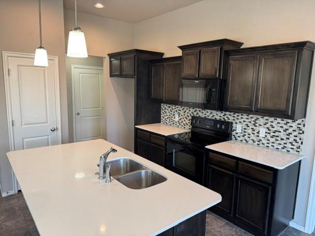 727 Mossy Road Property Photo 9