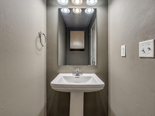 375 Triad Village Drive 18 Property Photo 27
