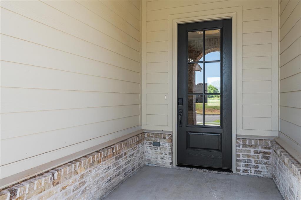 2913 River Birch Lane Property Photo 3