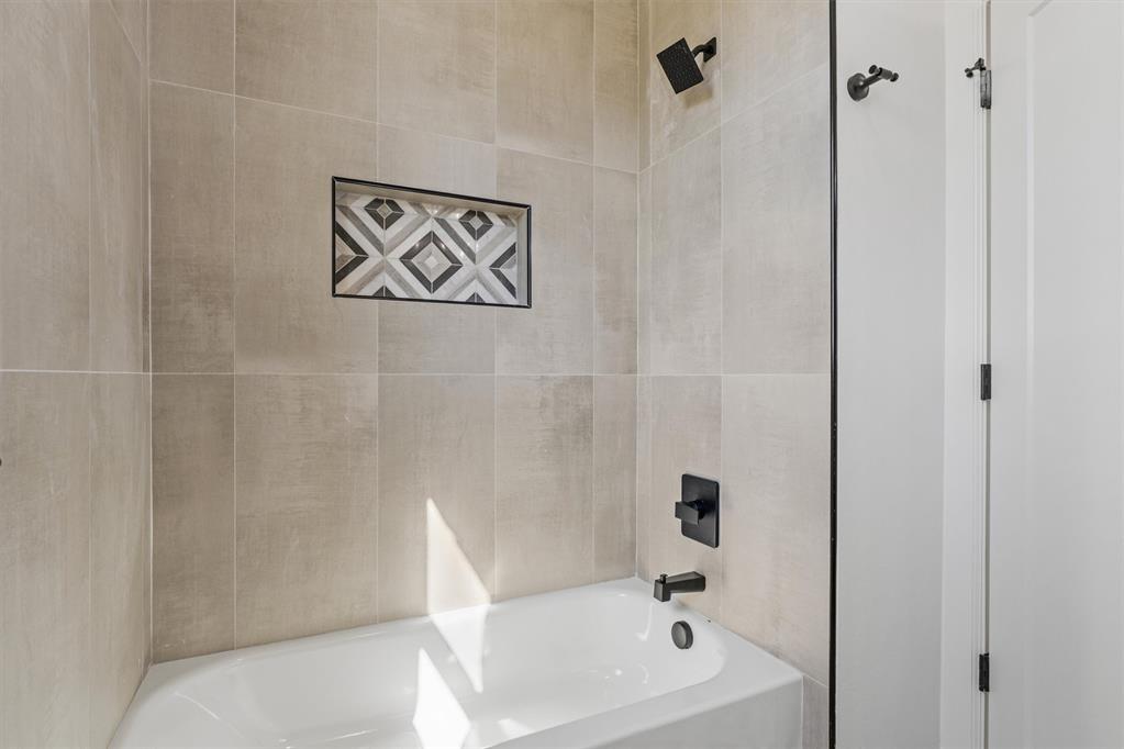 2913 River Birch Lane Property Photo 44