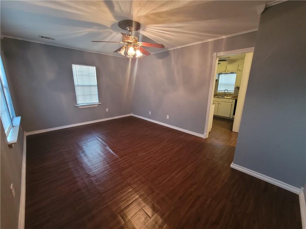 309 E Fairchild Drive Property Photo 4