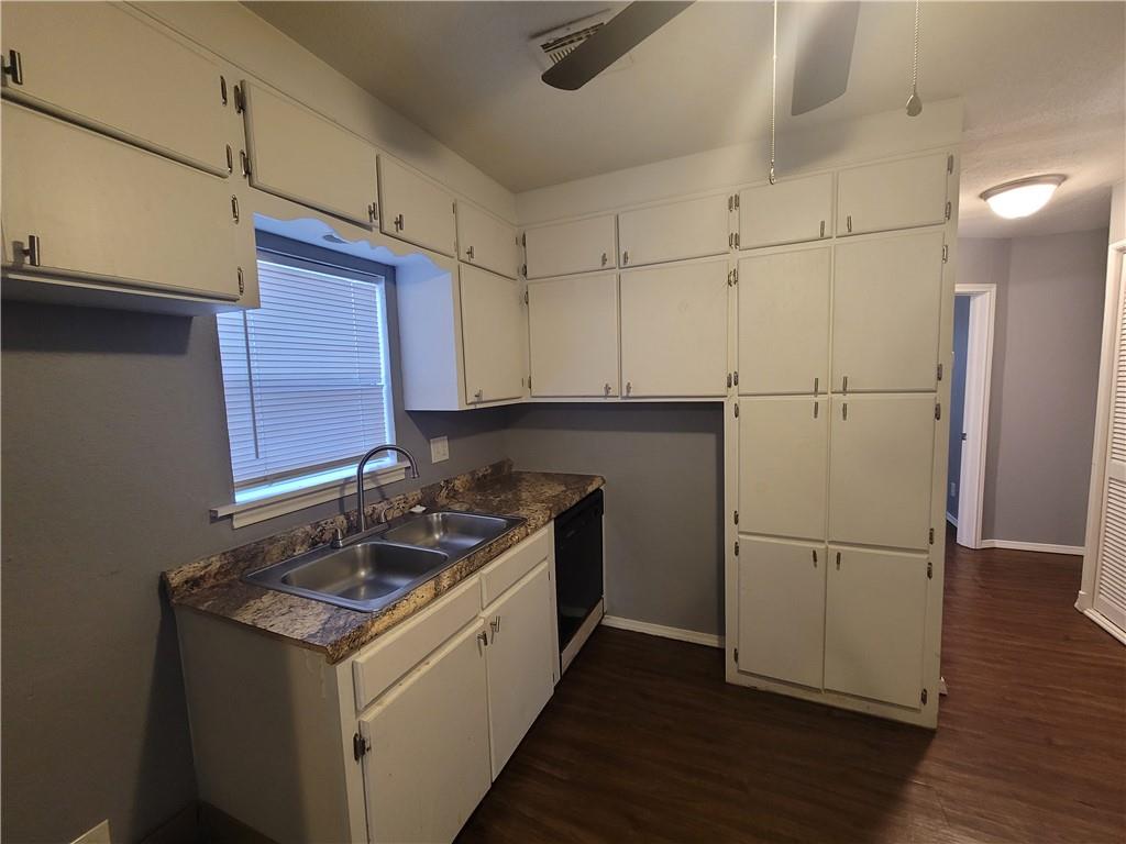 309 E Fairchild Drive Property Photo 8