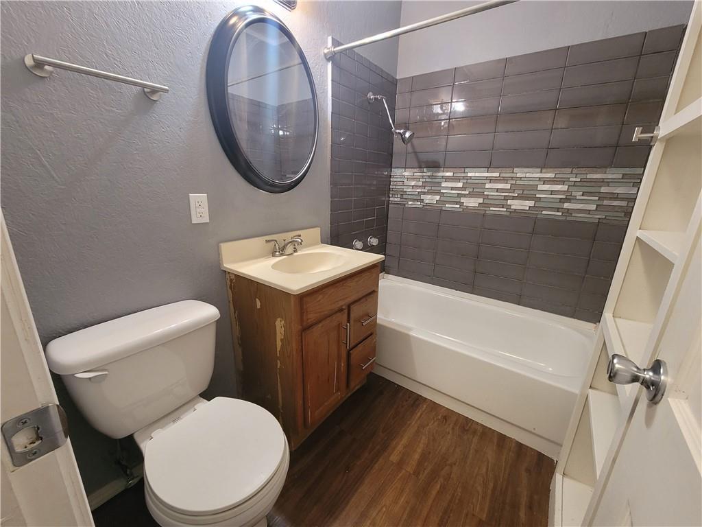 309 E Fairchild Drive Property Photo 11