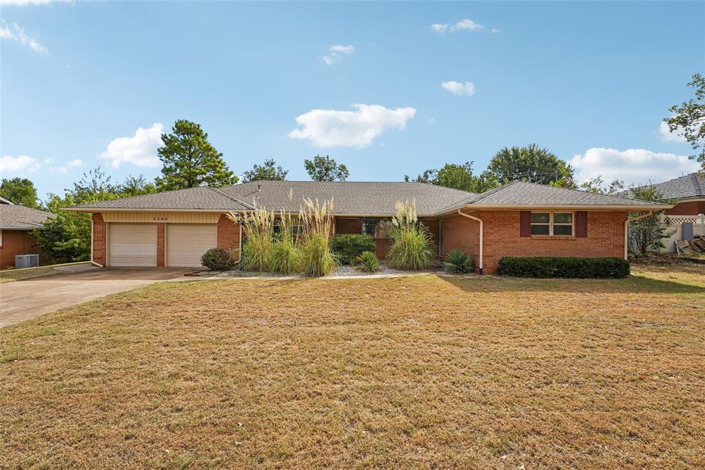 3500 Bella Vista Drive Property Photo 1