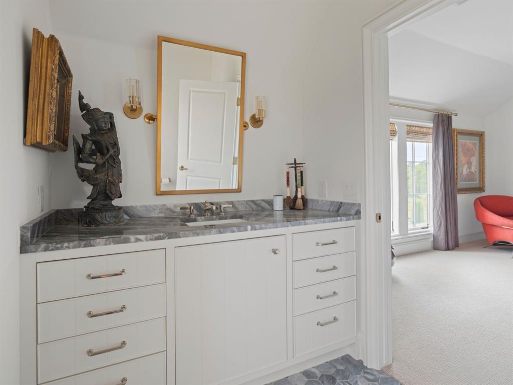 8400 Stonehurst Court Property Photo 42