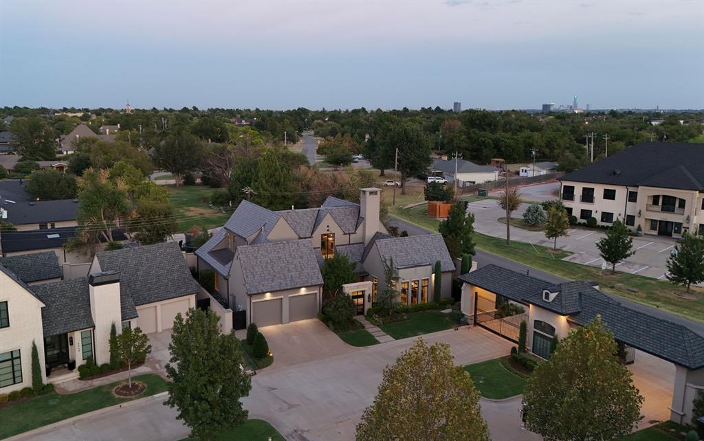 8400 Stonehurst Court Property Photo 47