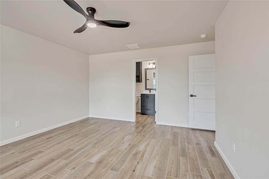 502 Grand Sycamore Drive Property Photo 14