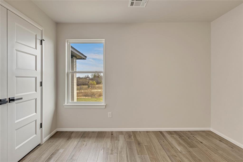 502 Grand Sycamore Drive Property Photo 18