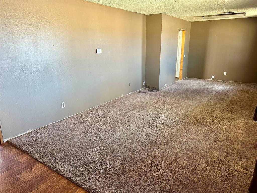 123 N Main Street Property Photo 3