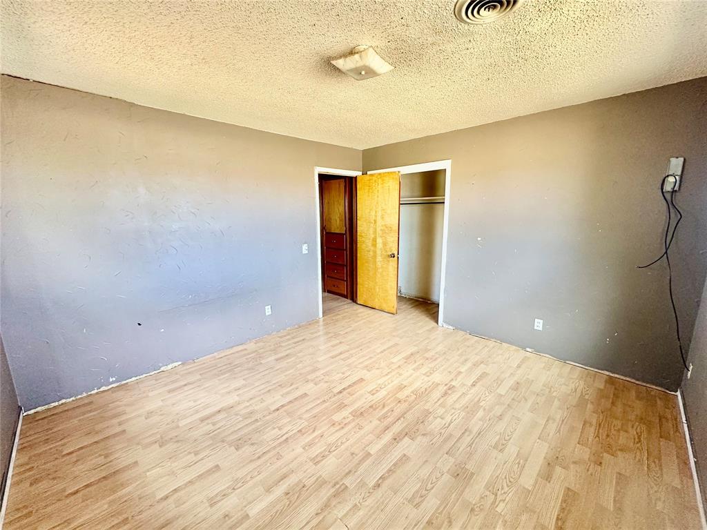 123 N Main Street Property Photo 23