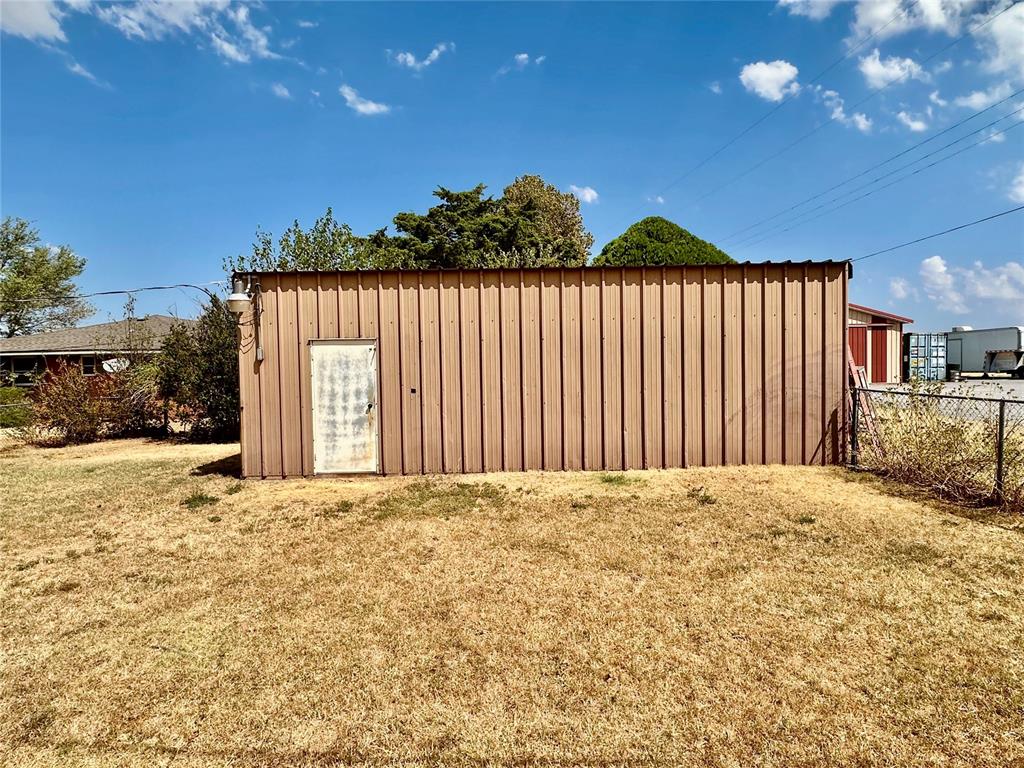 123 N Main Street Property Photo 27