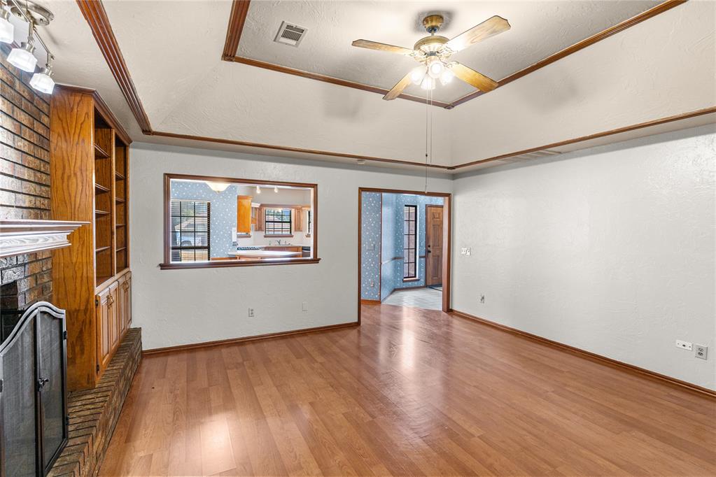 11619 Zandra Avenue Property Photo 3