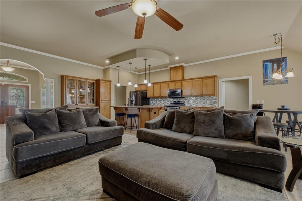 16305 Petaluma Place Property Photo 12