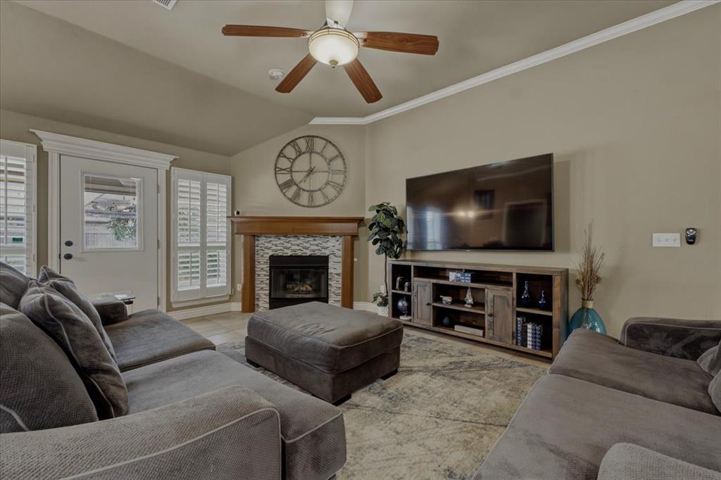16305 Petaluma Place Property Photo 13