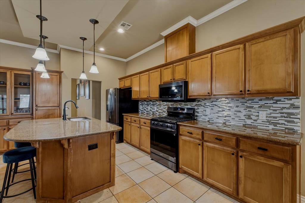 16305 Petaluma Place Property Photo 15