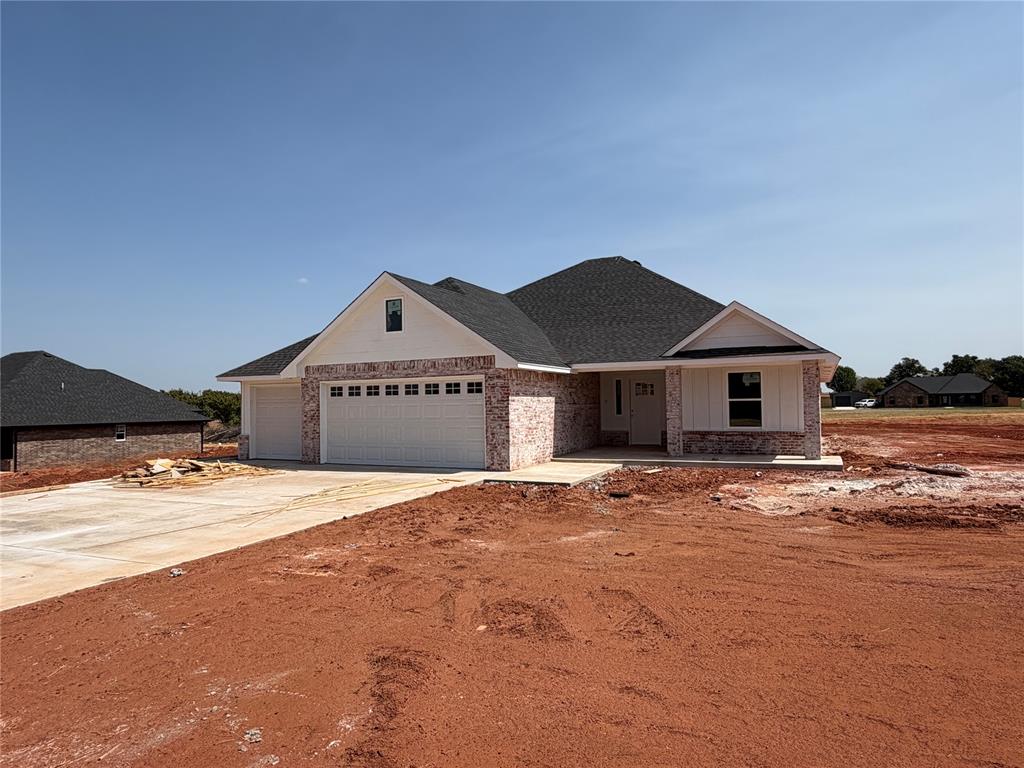 2217 Winter Ridge Road Property Photo 2
