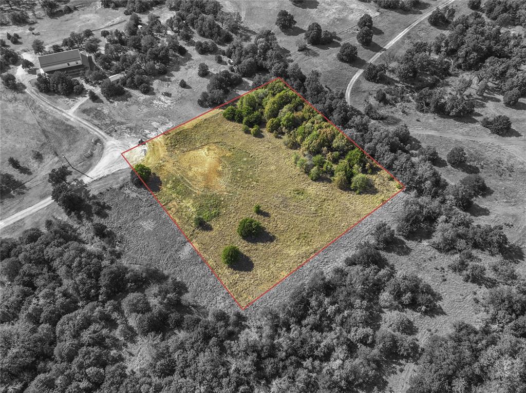 Highland Lane Property Photo 3