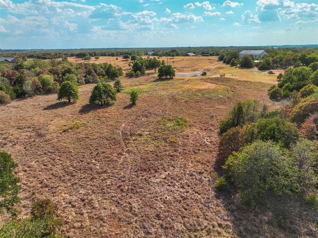 Highland Lane Property Photo 30