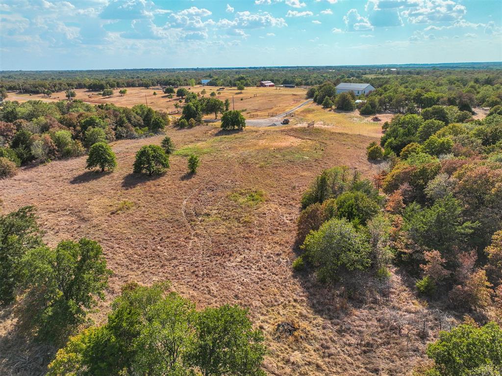 Highland Lane Property Photo 33