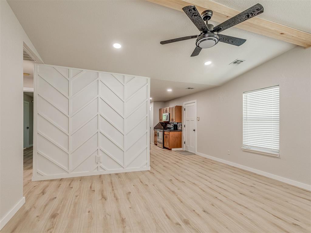 15401 Lilly Garden Lane Property Photo 9