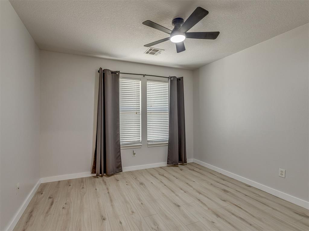 15401 Lilly Garden Lane Property Photo 28