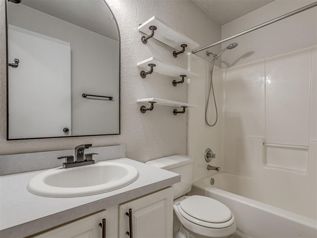 15401 Lilly Garden Lane Property Photo 32