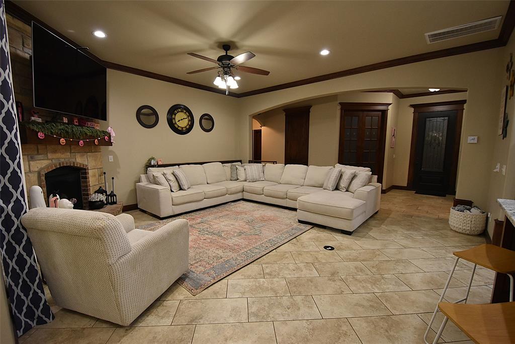 1015 Morning Glory Lane Property Photo 6
