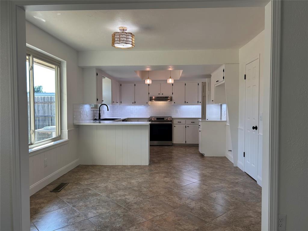 32 Corona Drive Property Photo 16