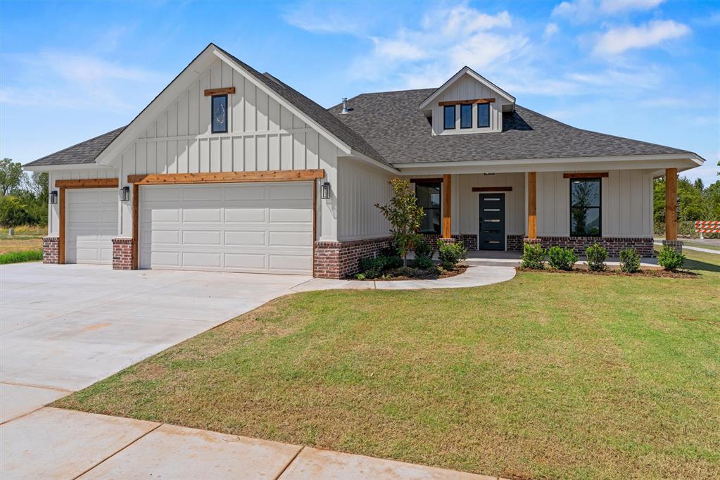 2921 Spring Meadow Lane Property Photo 1