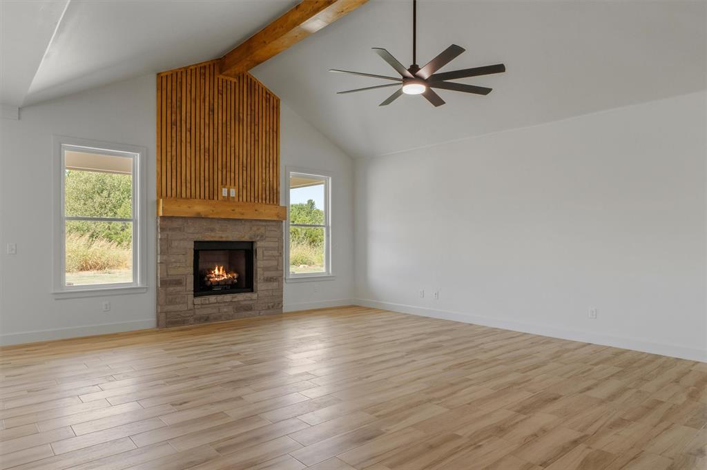 2921 Spring Meadow Lane Property Photo 11