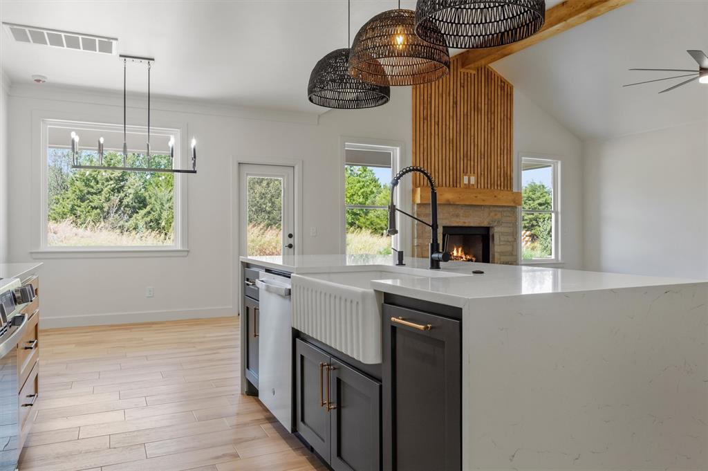 2921 Spring Meadow Lane Property Photo 18
