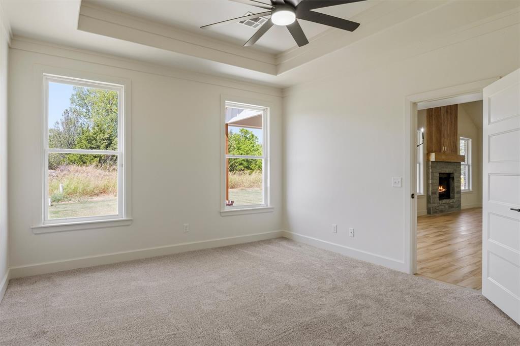 2921 Spring Meadow Lane Property Photo 28
