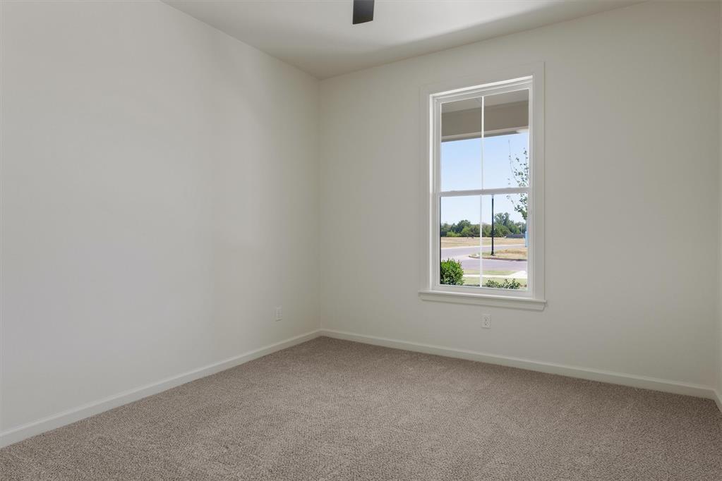 2921 Spring Meadow Lane Property Photo 39