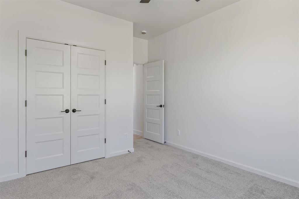 2921 Spring Meadow Lane Property Photo 44
