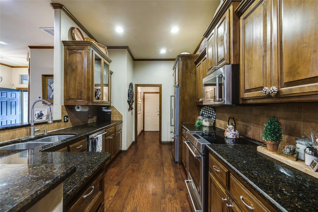 2213 Cedar Pointe Court Property Photo 13