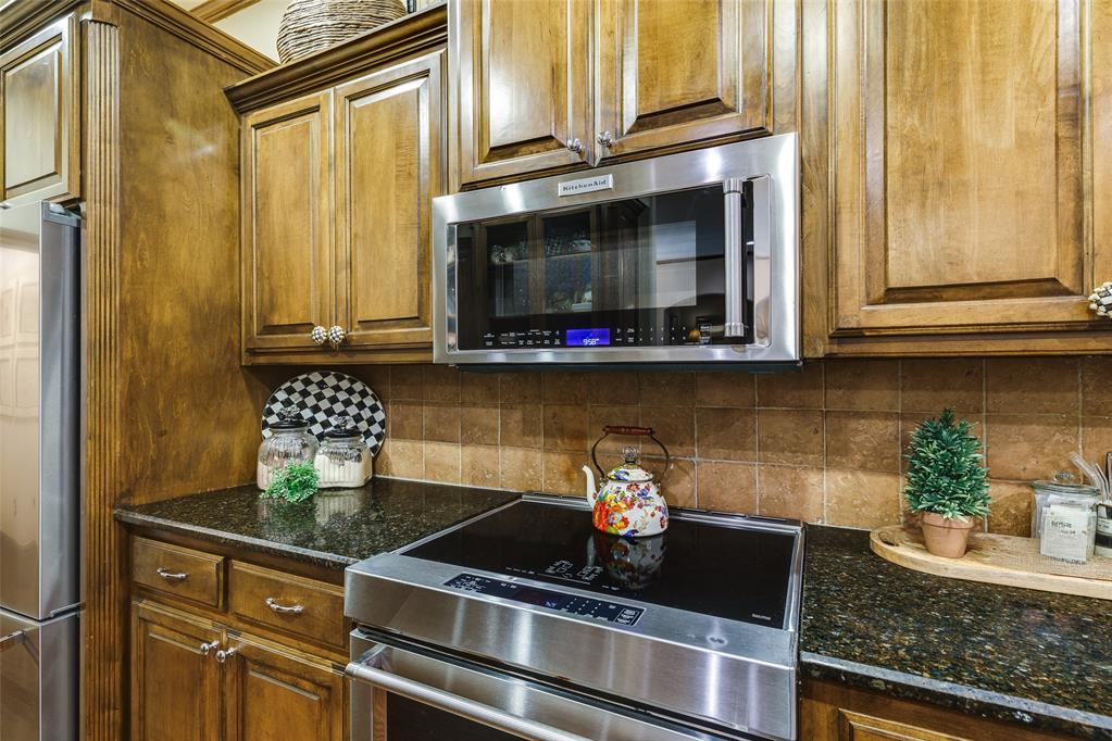 2213 Cedar Pointe Court Property Photo 14