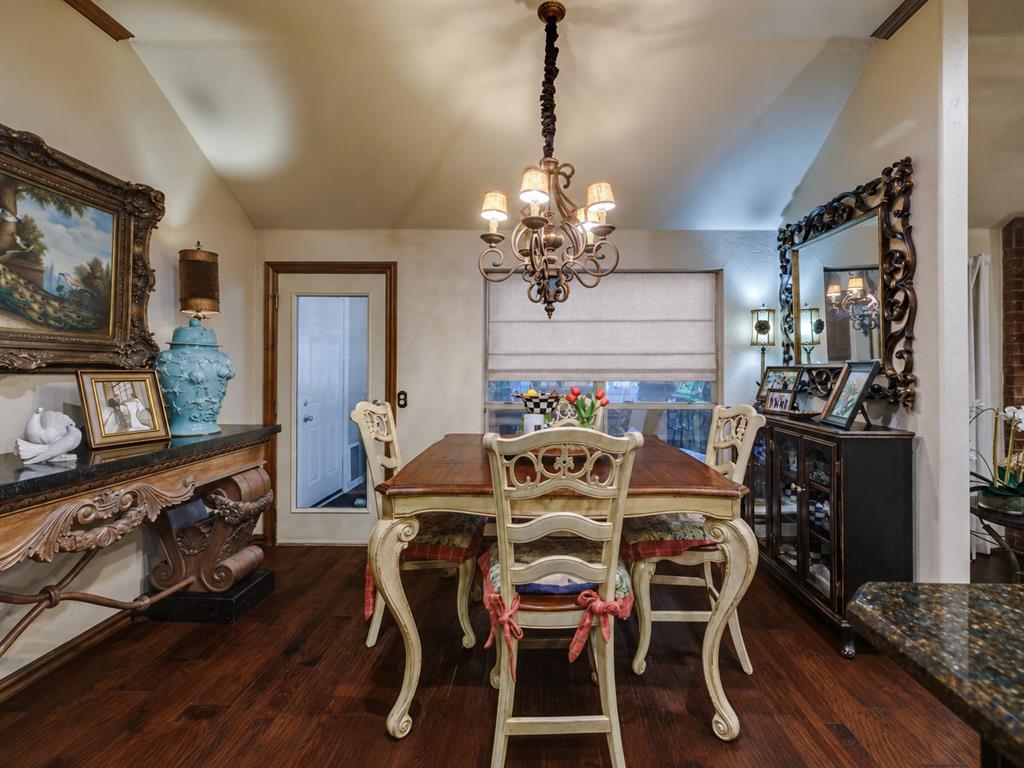 2213 Cedar Pointe Court Property Photo 17