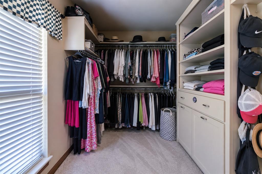 2213 Cedar Pointe Court Property Photo 33