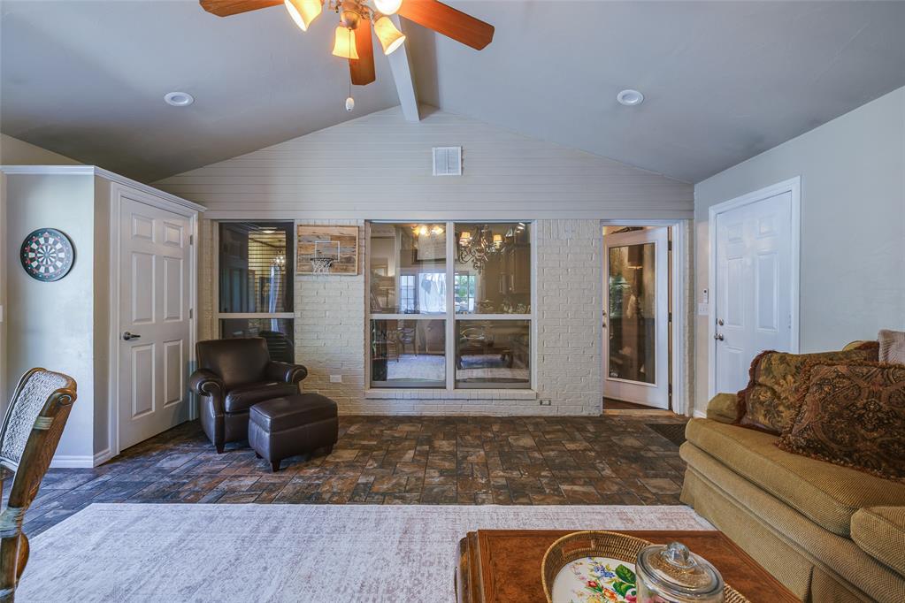 2213 Cedar Pointe Court Property Photo 42