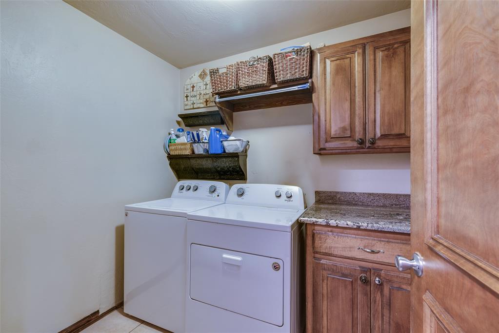 2213 Cedar Pointe Court Property Photo 43