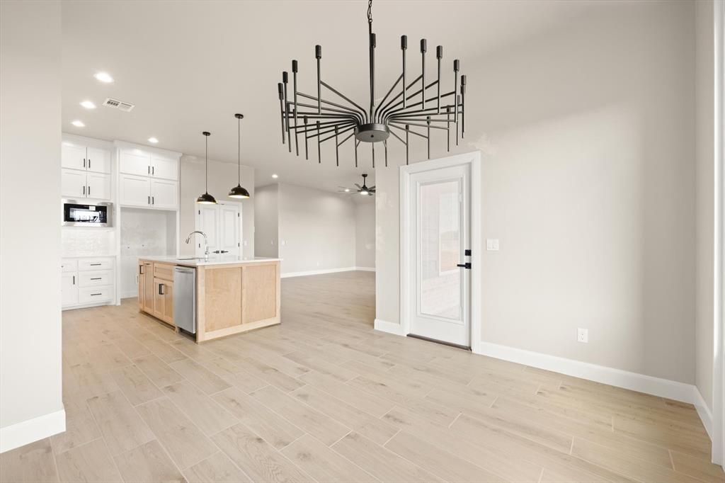 15700 Siloa Avenue Property Photo 21