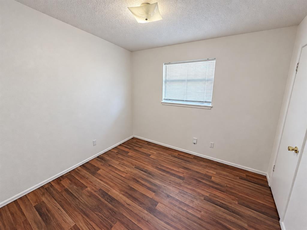 935 Sw 2nd Street Property Photo 11