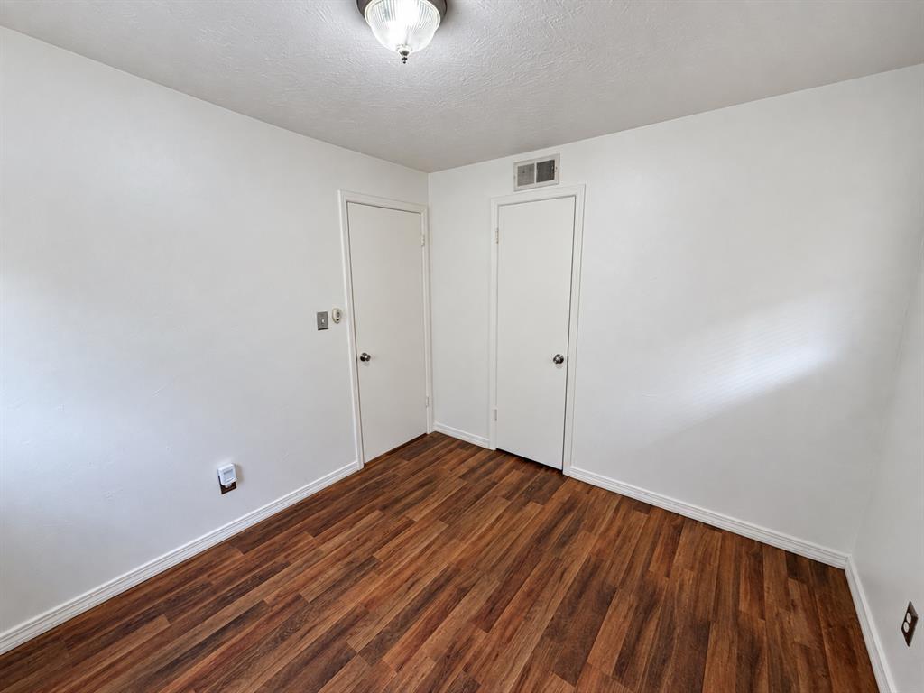 935 Sw 2nd Street Property Photo 16
