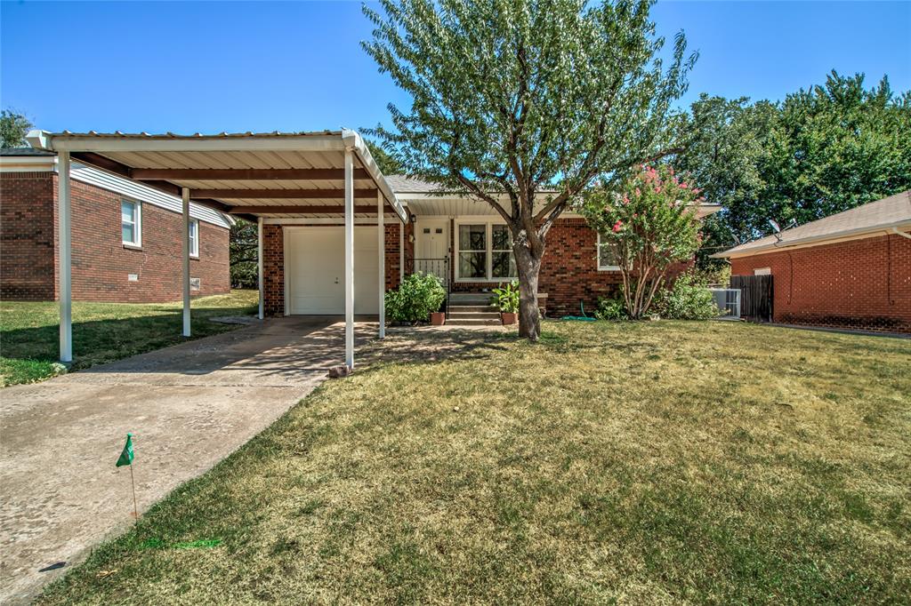 1320 S Littler Avenue Property Photo 1