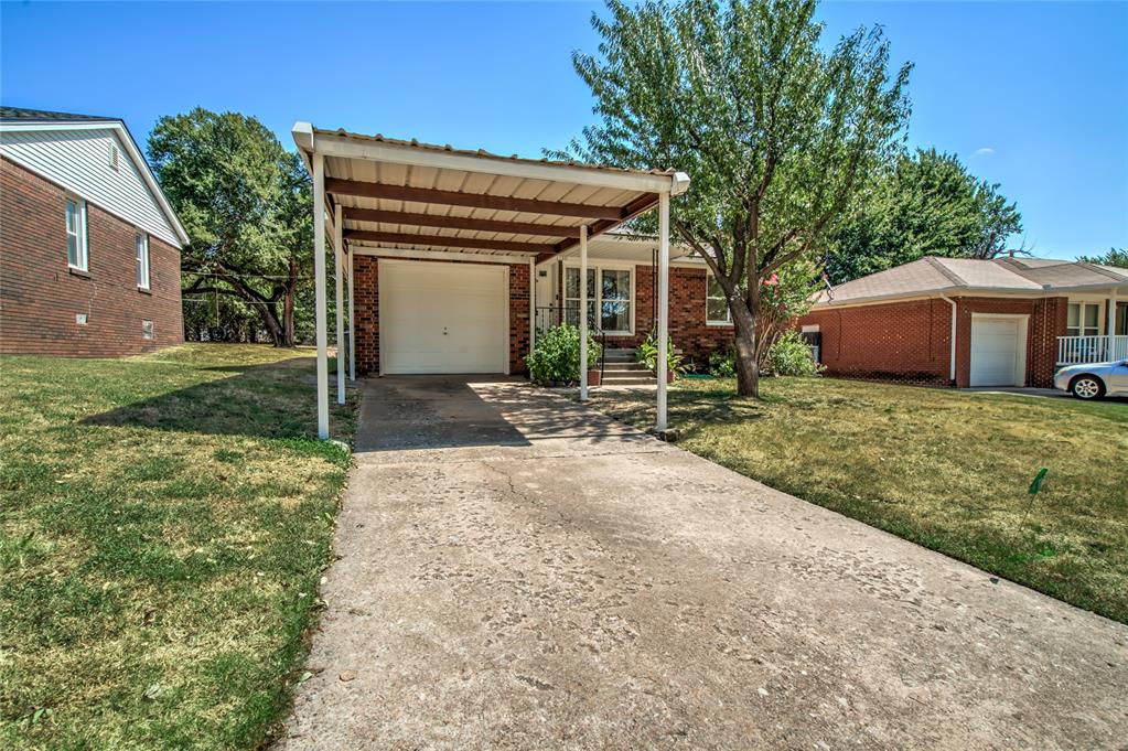 1320 S Littler Avenue Property Photo 3