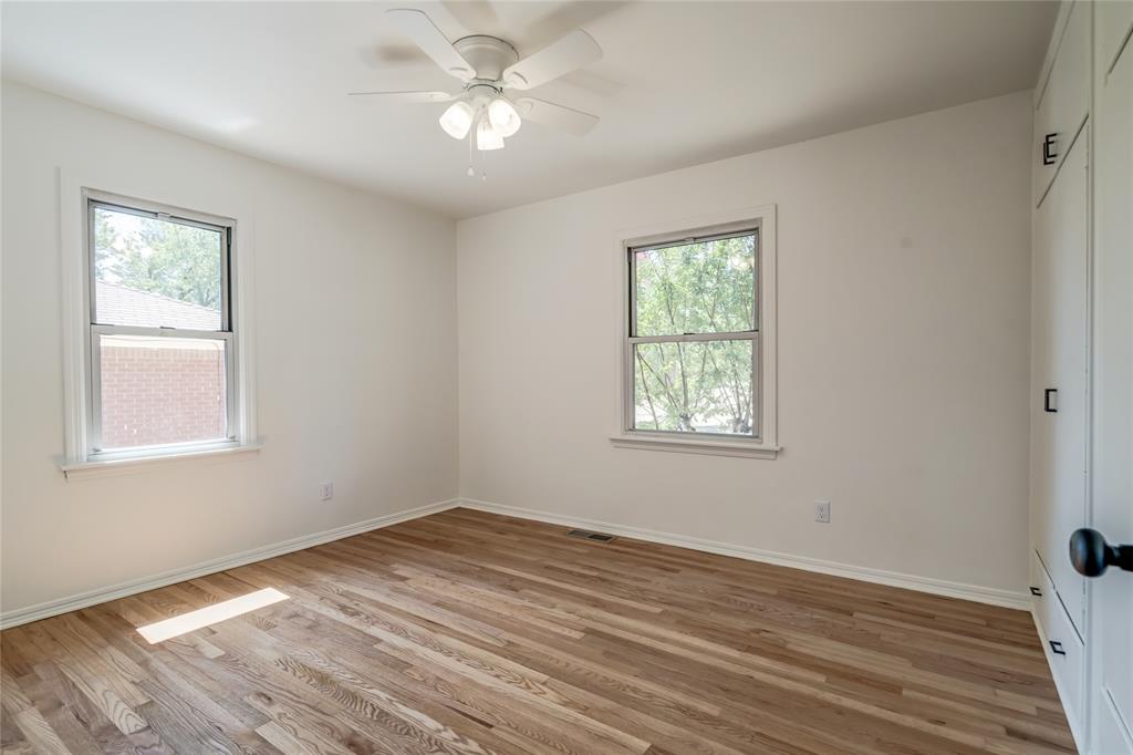 1320 S Littler Avenue Property Photo 23