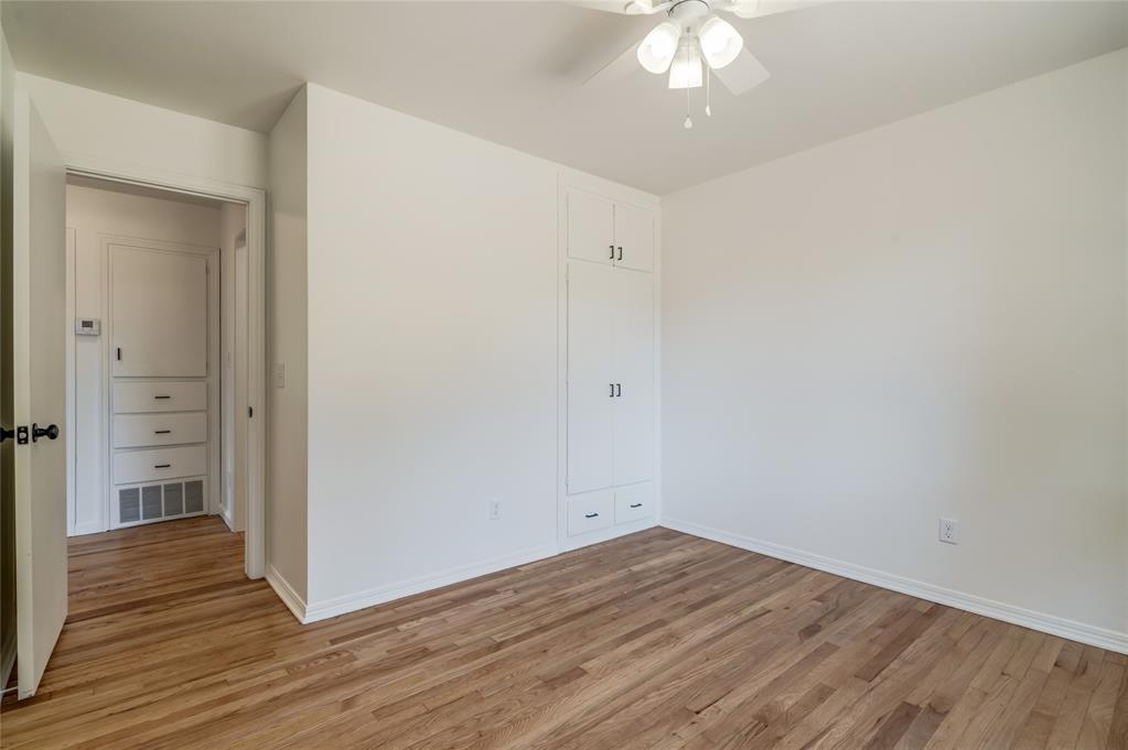 1320 S Littler Avenue Property Photo 32