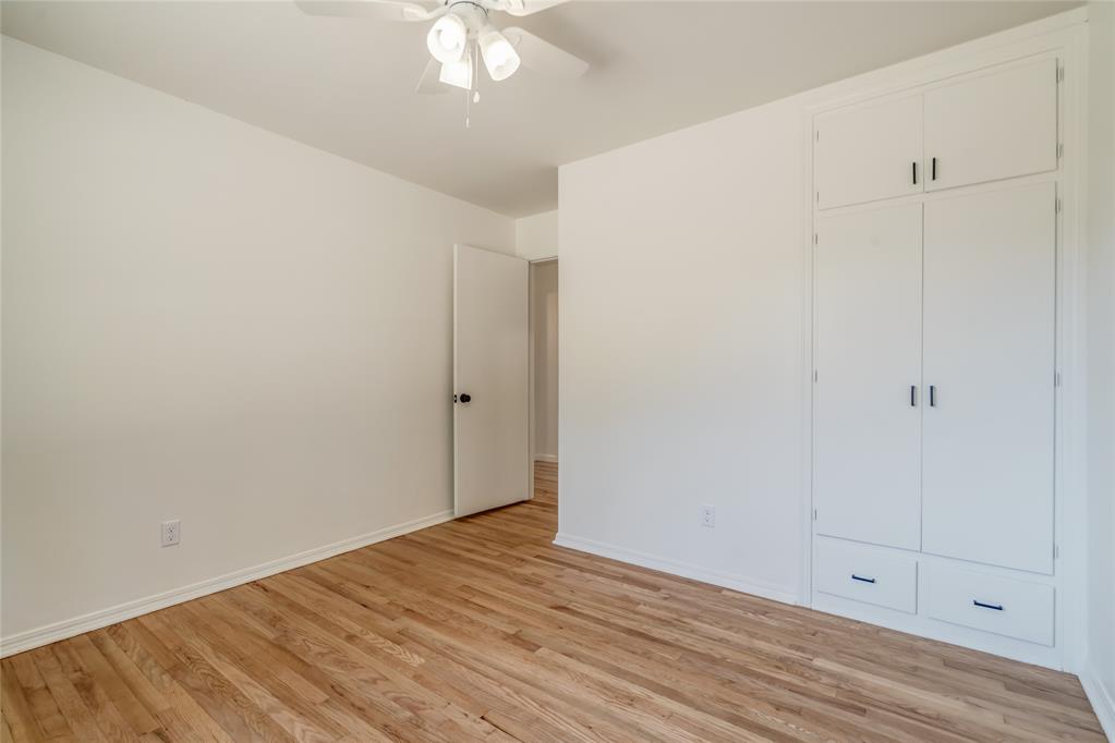 1320 S Littler Avenue Property Photo 33