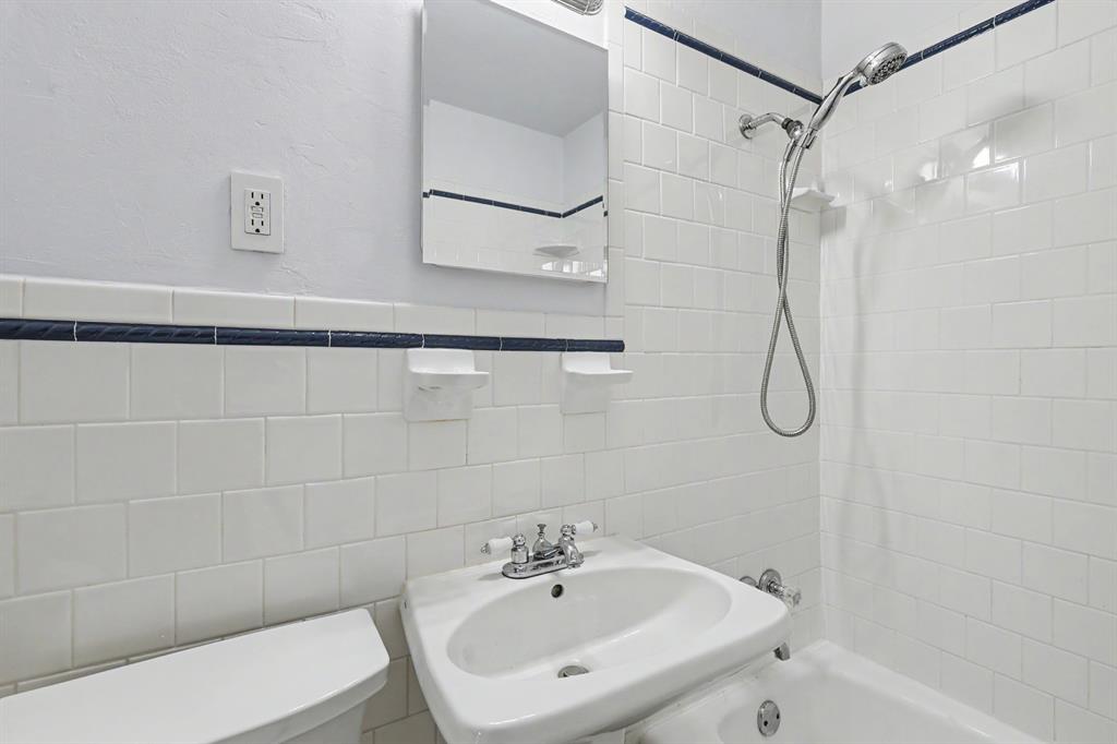 1503 Downing Street Property Photo 5