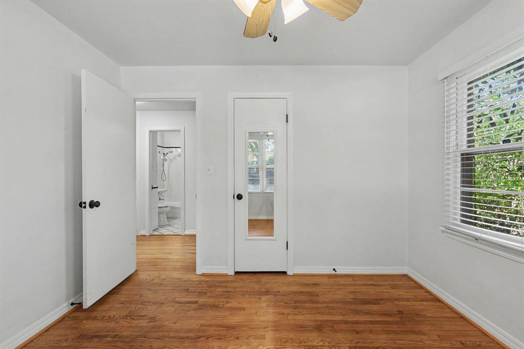 1503 Downing Street Property Photo 9